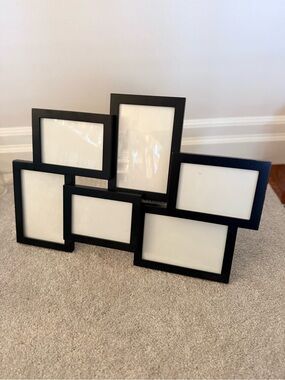 Collage photo frame black